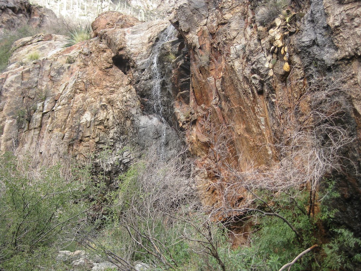 2011 December Small Falls below the Dam