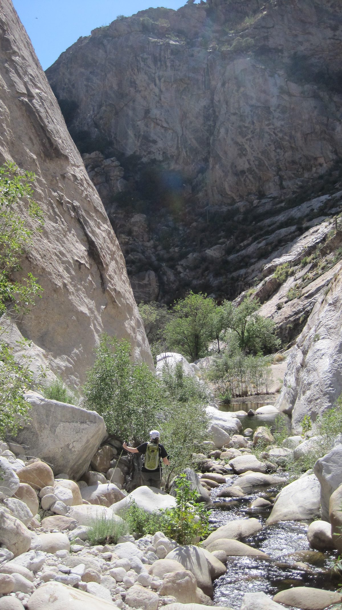 2011 September Between the Cliffs