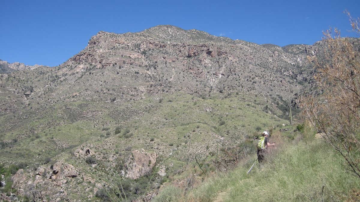 2011 September Hiking to the trail junction