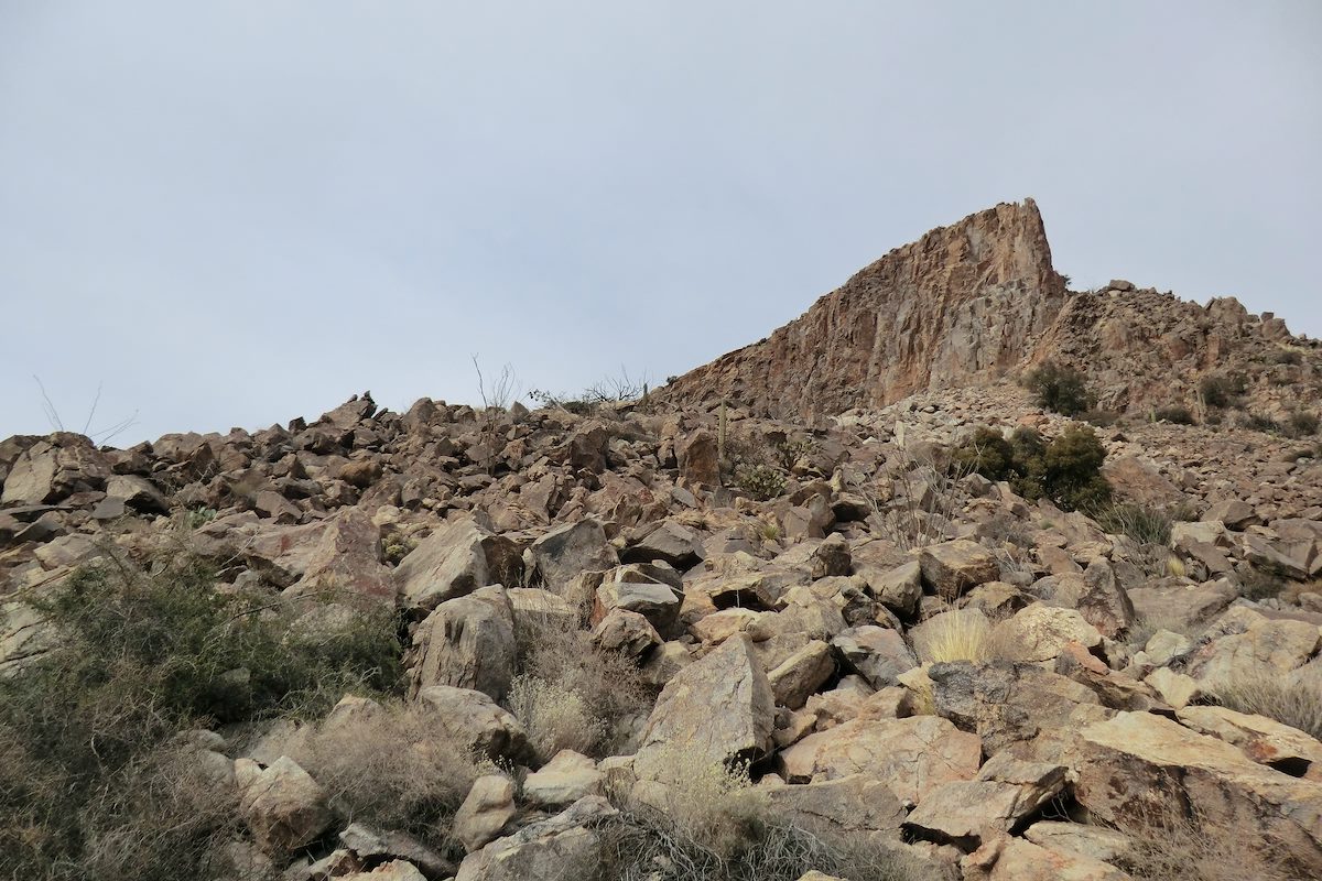 2012 December Making my way thru the rocks towards the Cleaver