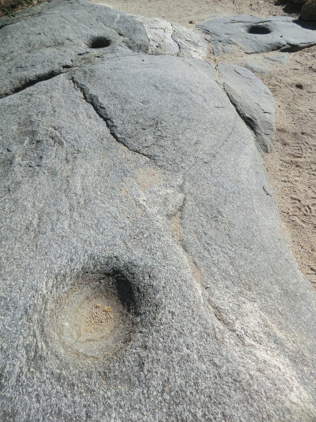 2012 May Metates before the dam