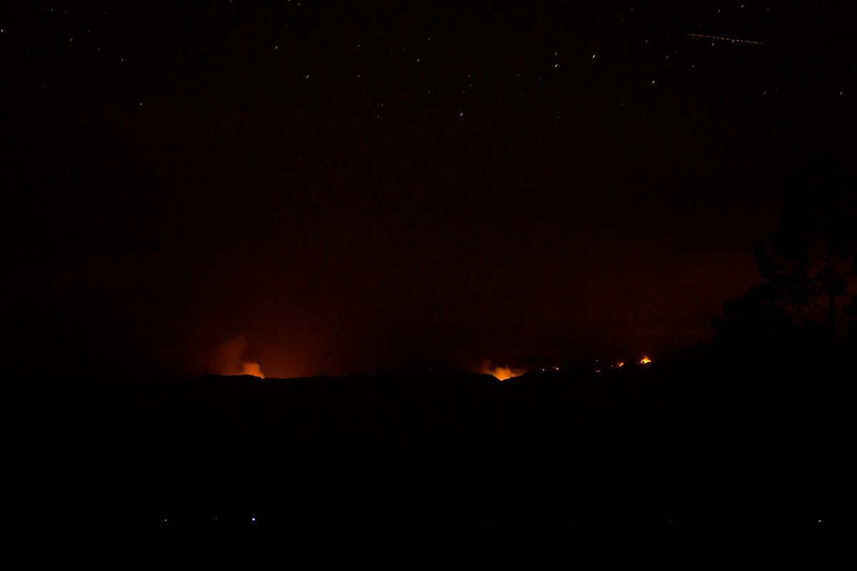 2014 July Oak Fire at Night