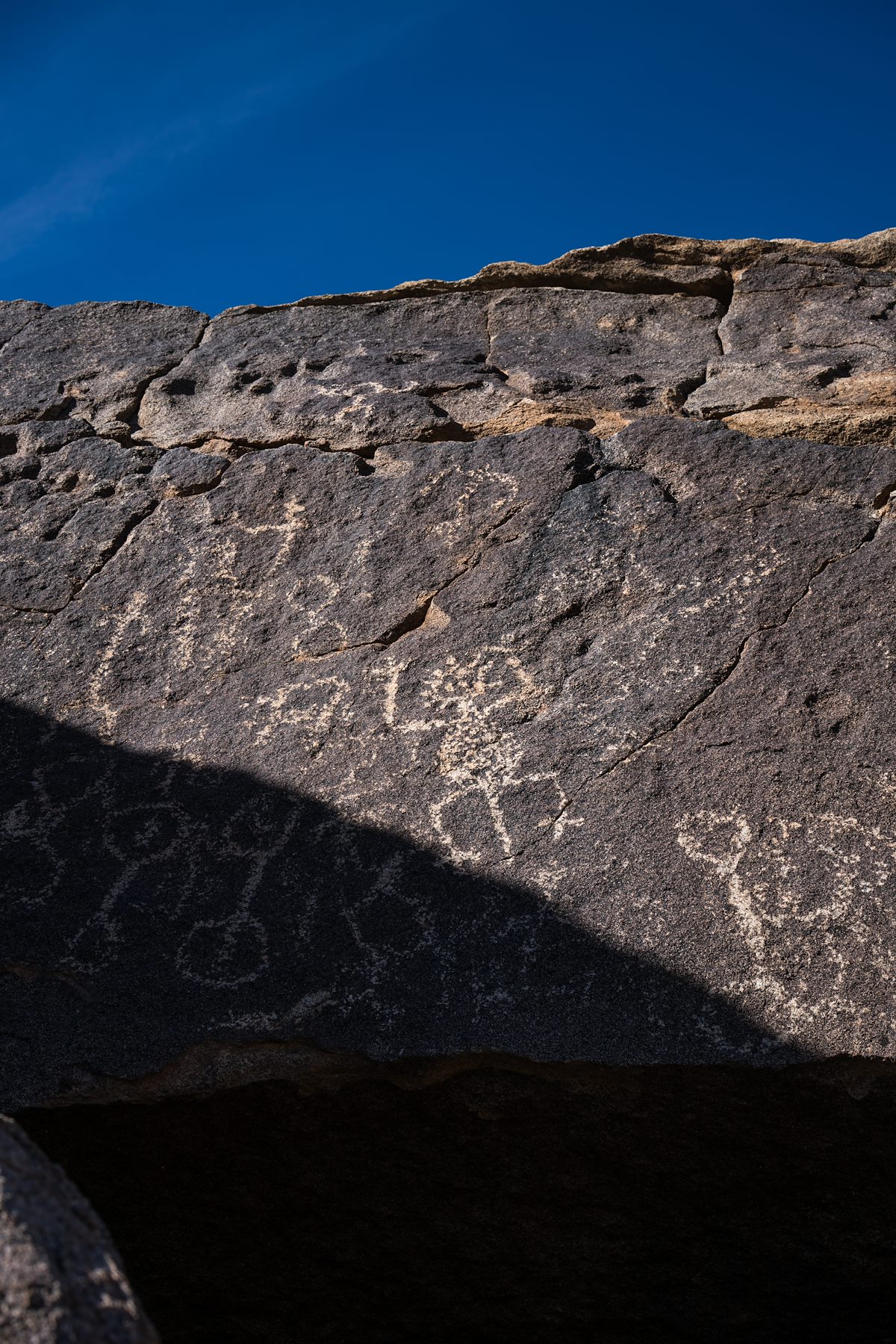 2016 January Sutherland Wash Rock Art District 05