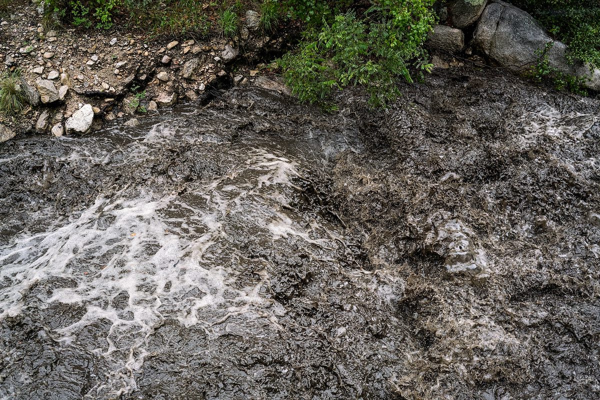 2017 July Rushing Water in Bear Canyon 01