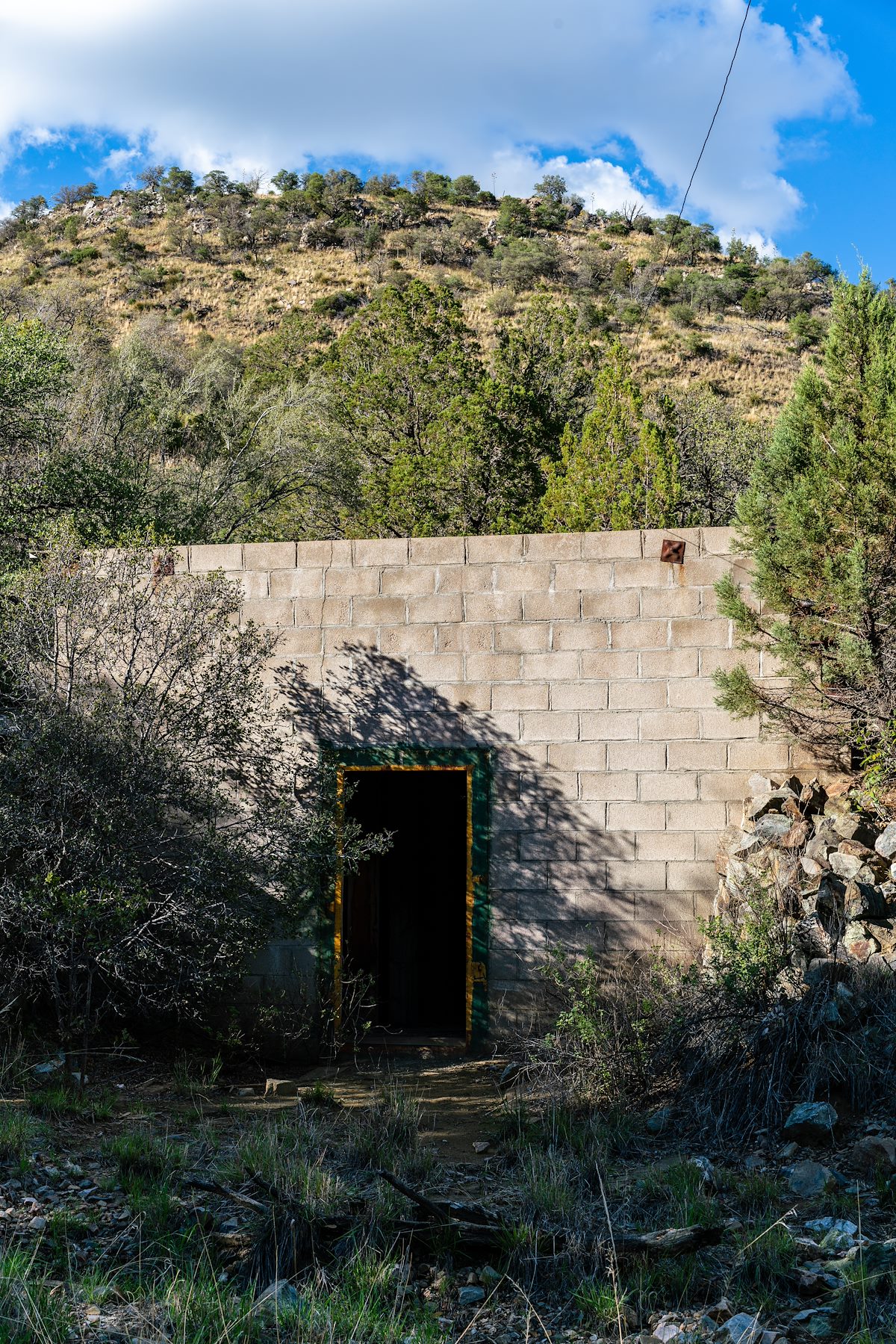2018 July Abandoned Building below Pidgeon Tank