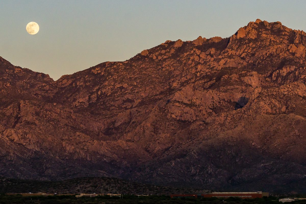 2018 May Moonrise from Honey Bee Canyon Park