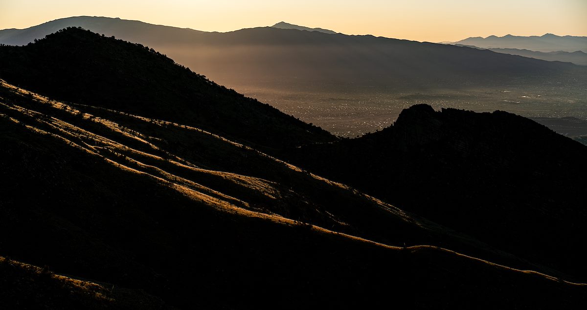 2019 December Morning Light on Ridges West of Pontatoc 01