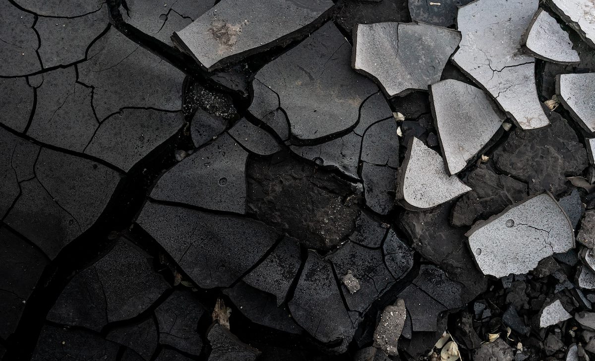 2020 November Cracked Mud in Sutherland Wash