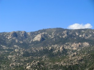 1205 Summit Crags