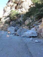 1212 Rockfall on the side of the General Hitchcock Highway